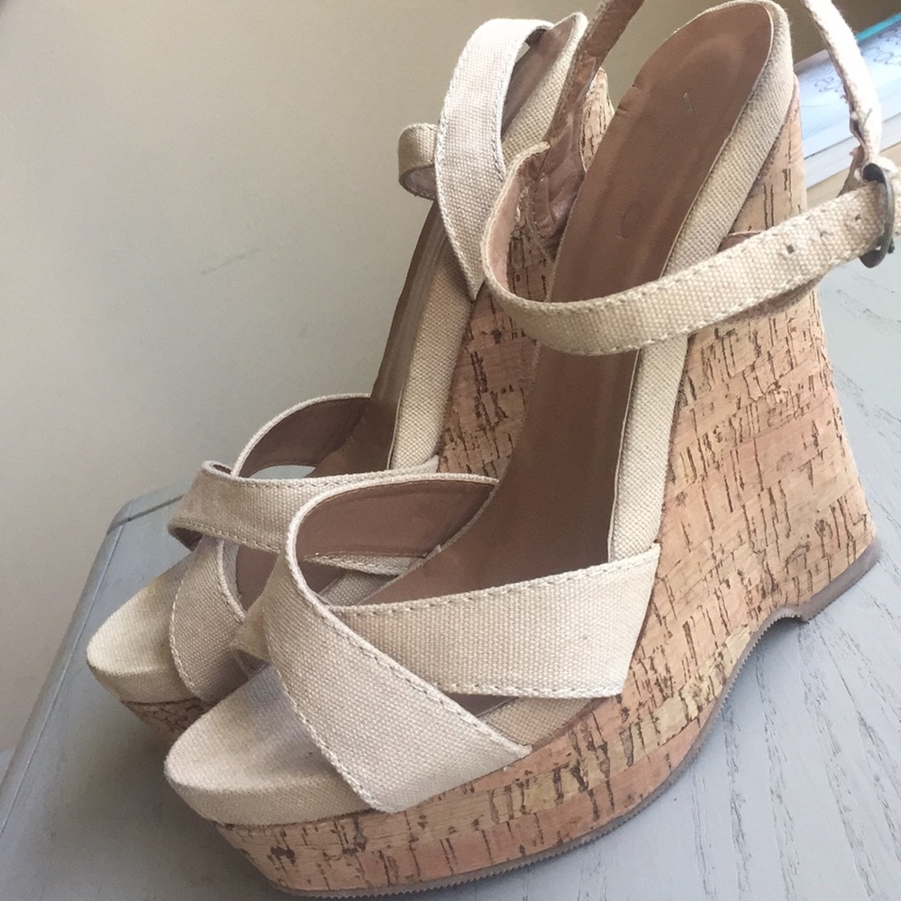 Tan wedges